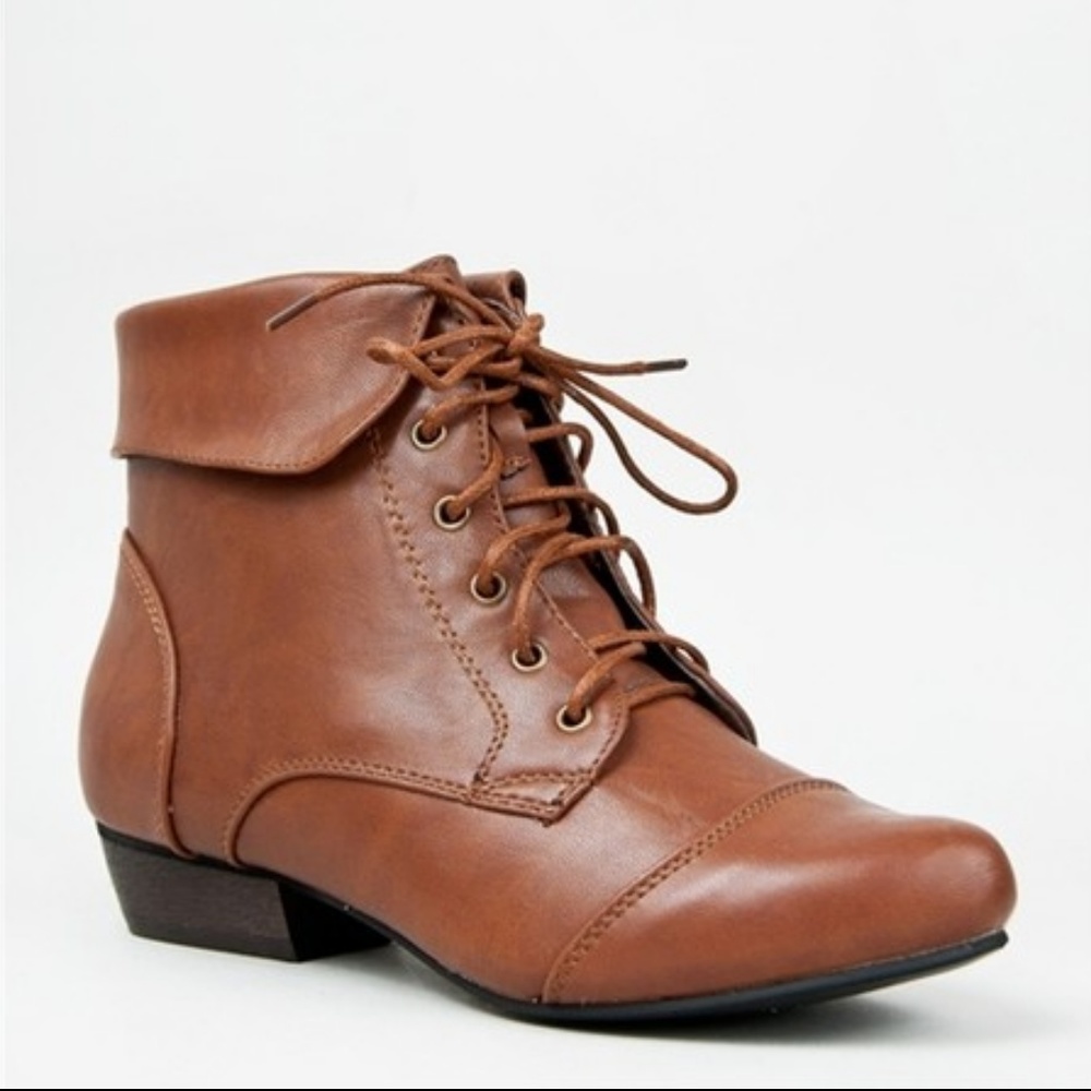 ☆ ADORABLE OXFORD LACE UP ANKLE BOOTIES ☆